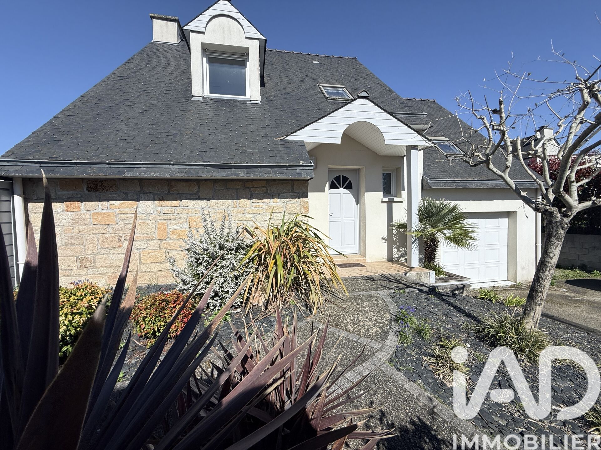 Theix-Noyalo - 100m² - 5p. - 4ch.