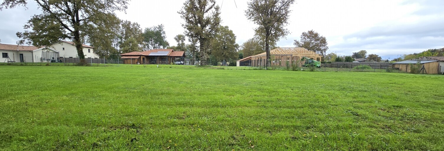 Terrain  710 m² à vendre à Roaillan (33210)