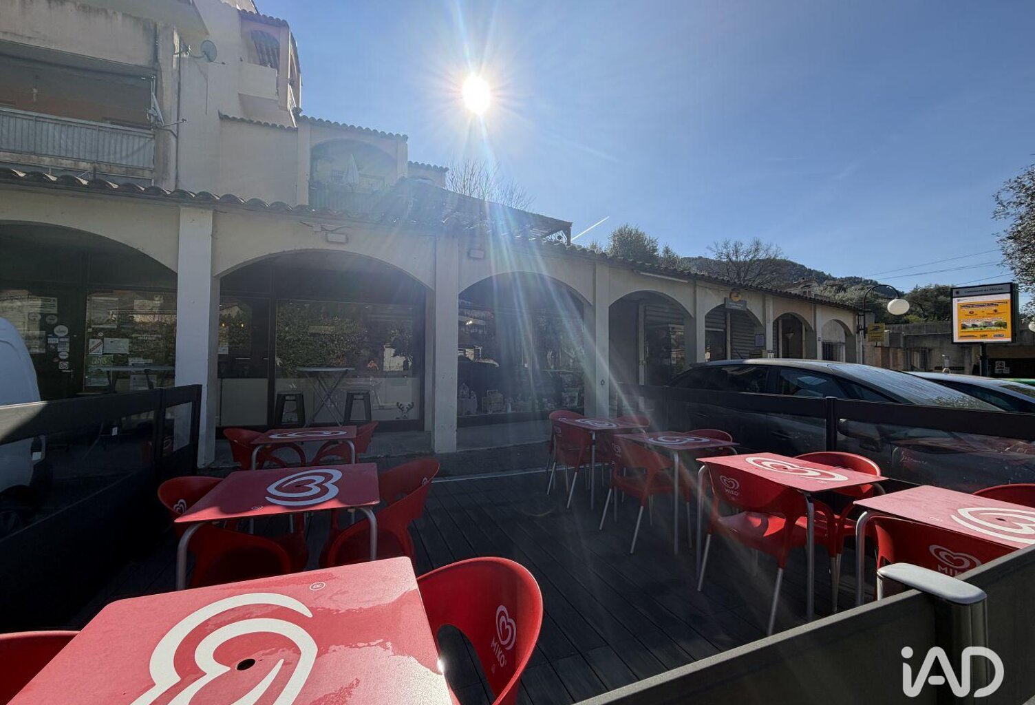 Vente Boutique/Local commercial 100 m&sup2; — photo 1