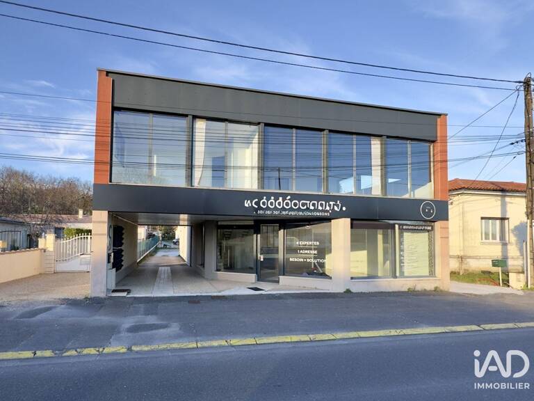Location Boutique/Local commercial 230 m&sup2; — photo 1