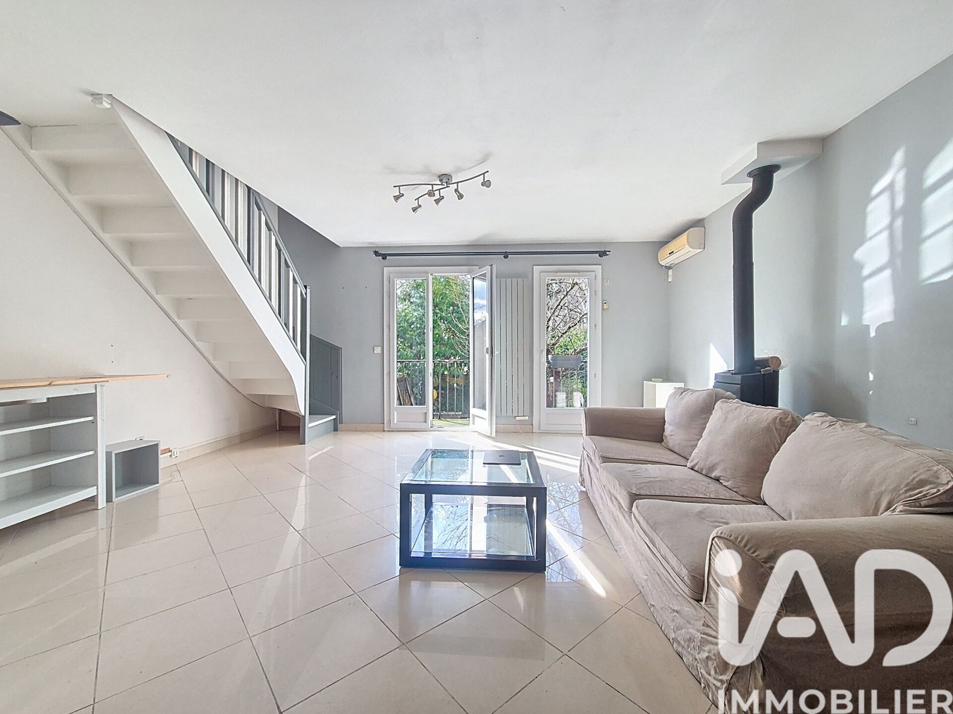 Epinay-sur-Seine - 76m² - 4p. - 3ch.