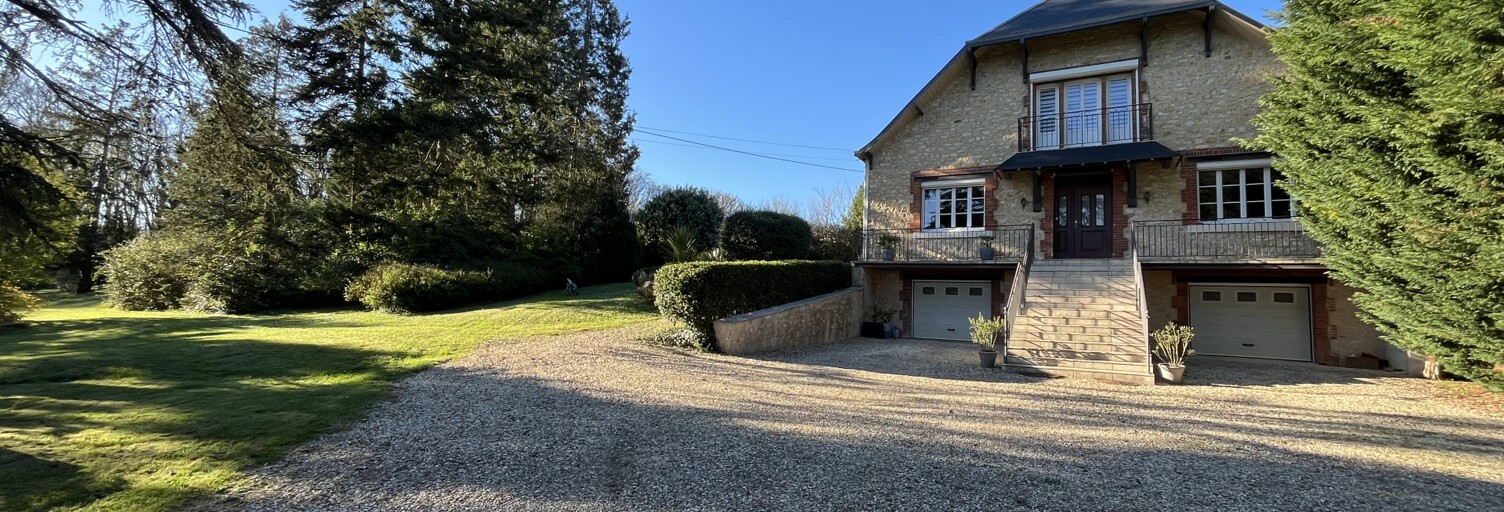 Maison 7 Pièces 200 m² à vendre à Ruffec (36300)