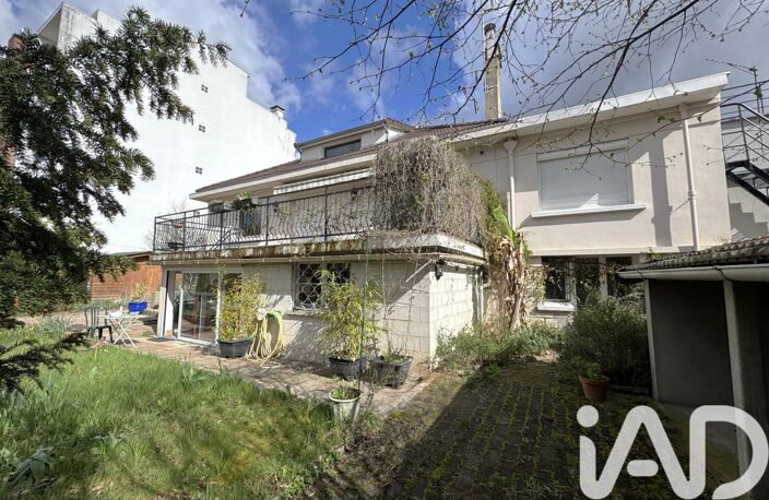 Vente Maison/villa 7 pièces — photo 2