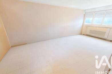 Appartement 3 pièces 108000 €