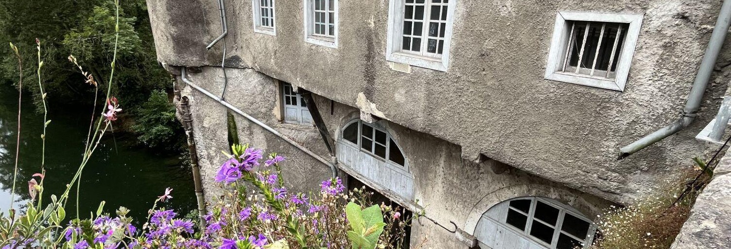 Commerce  169 m² à vendre à Oloron-Sainte-Marie (64400)