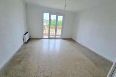 Appartement 3 pièces 939 €