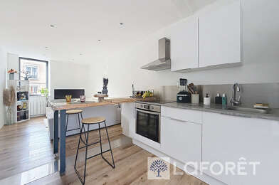 Appartement 3 pièces 690 €