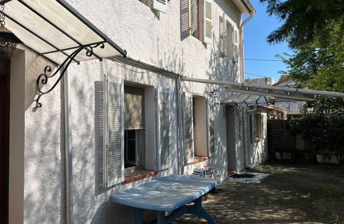 Maison ancienne à fort potentiel – Jardin Sud — photo 3
