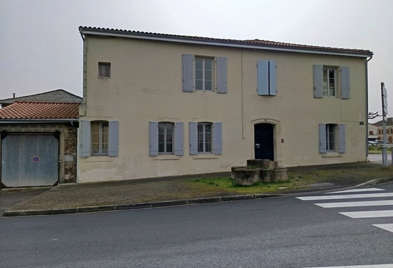 Opportunité : Maison de Village à rafraichir de plus de 170 m² — photo 1