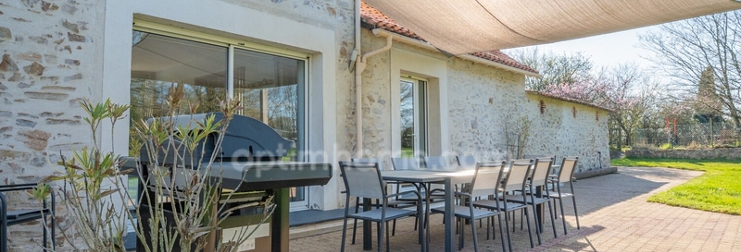 Maison 8 Pièces 235 m² à vendre à Maulévrier (49360)