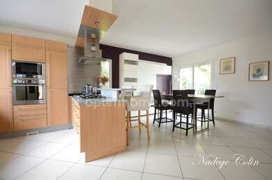 Maison 6 pièces 887000 €