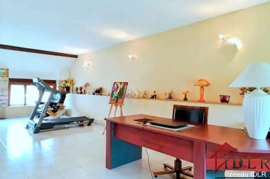 Maison 8 pièces 200000 €