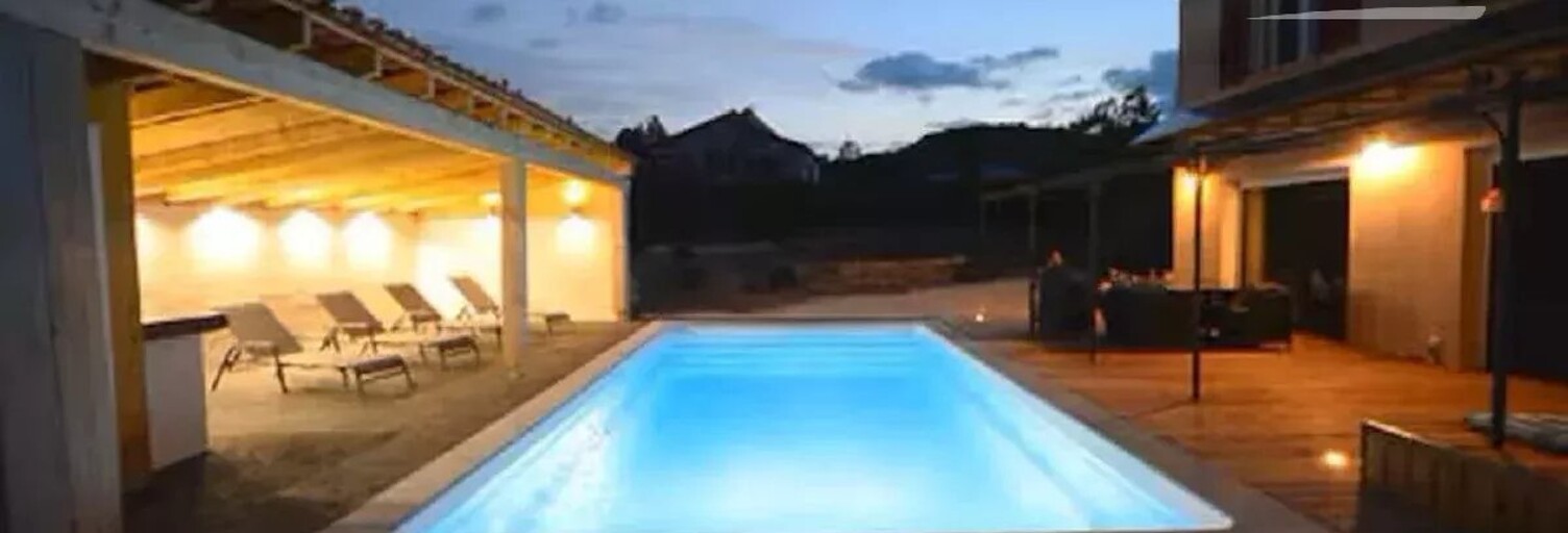 Maison 6 Pièces 189 m² à vendre à Lagorce (07150)