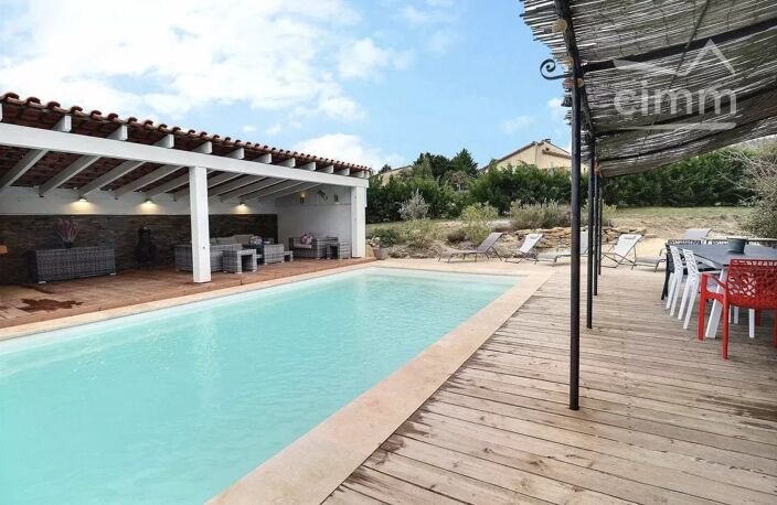 Maison/Villa 6 pièces — photo 2