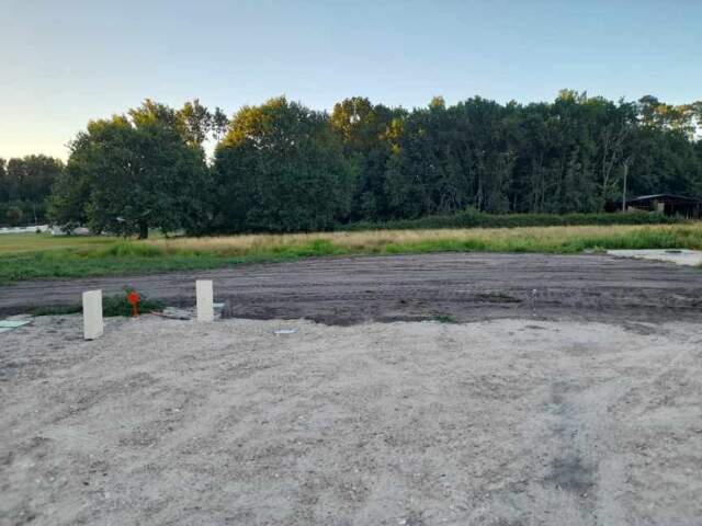 Terrain à bâtir à Saint-Magne (33125) — photo du bien