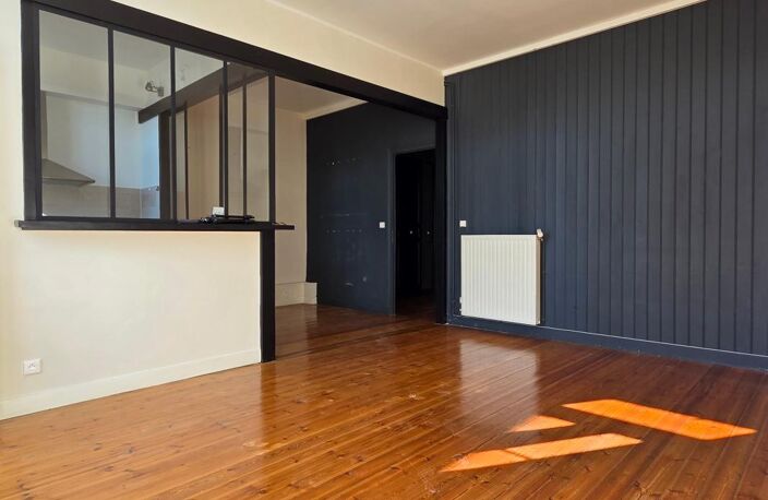 Appartement Centre-Ville Rochefort - Terrasse - 2 chambres - Luminosité et Charme — photo 4