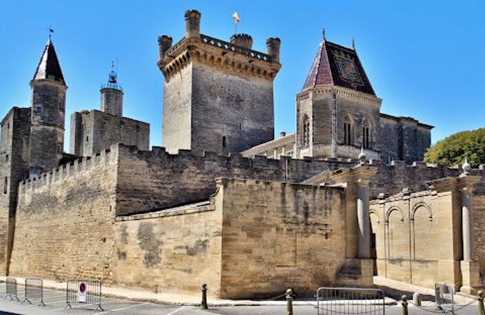T3 A DEUX PAS DU CENTRE HISTORIQUE D'UZES — photo 4