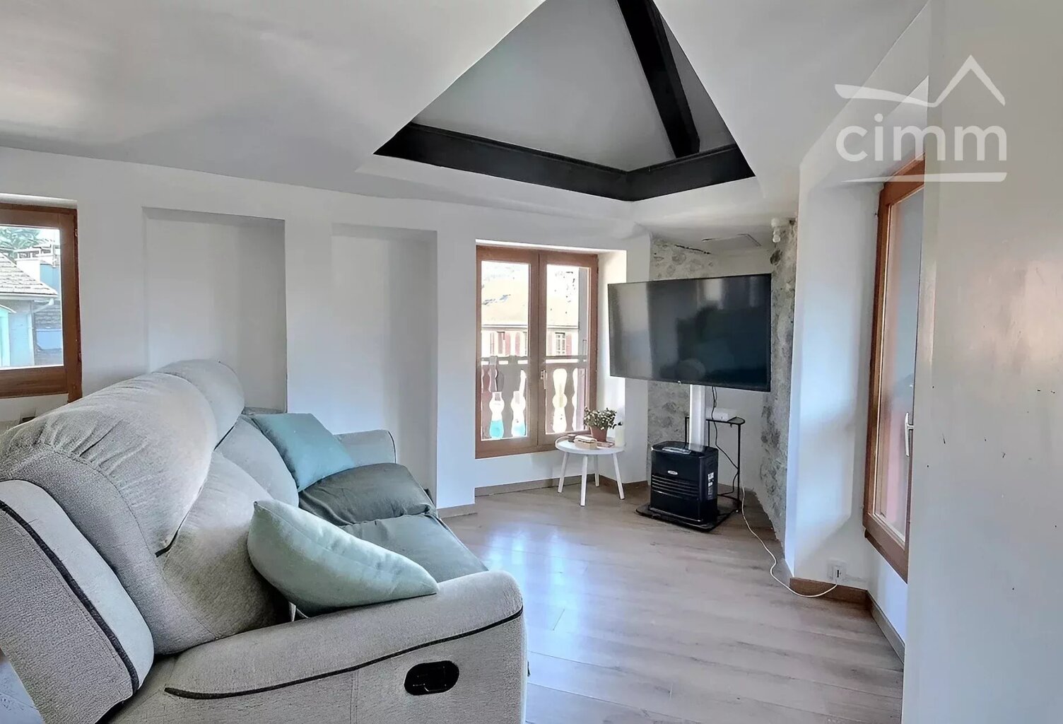 APPARTEMENT TYPE T2 EN DUPLEX - VALGELON-LA-ROCHETTE — photo 1