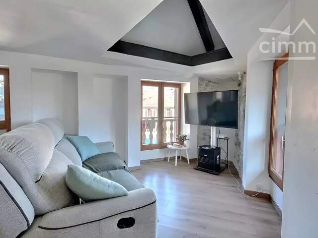 APPARTEMENT TYPE T2 EN DUPLEX - VALGELON-LA-ROCHETTE — photo du bien