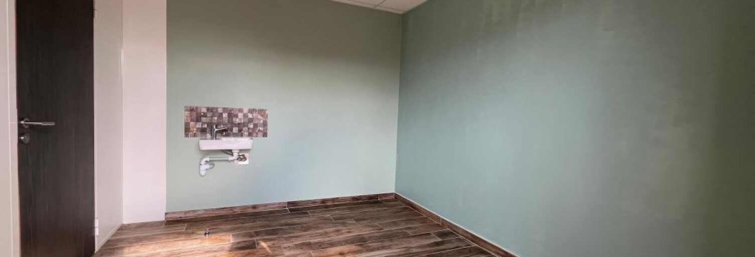 Divers  20 m² à louer à Guichainville (27930)