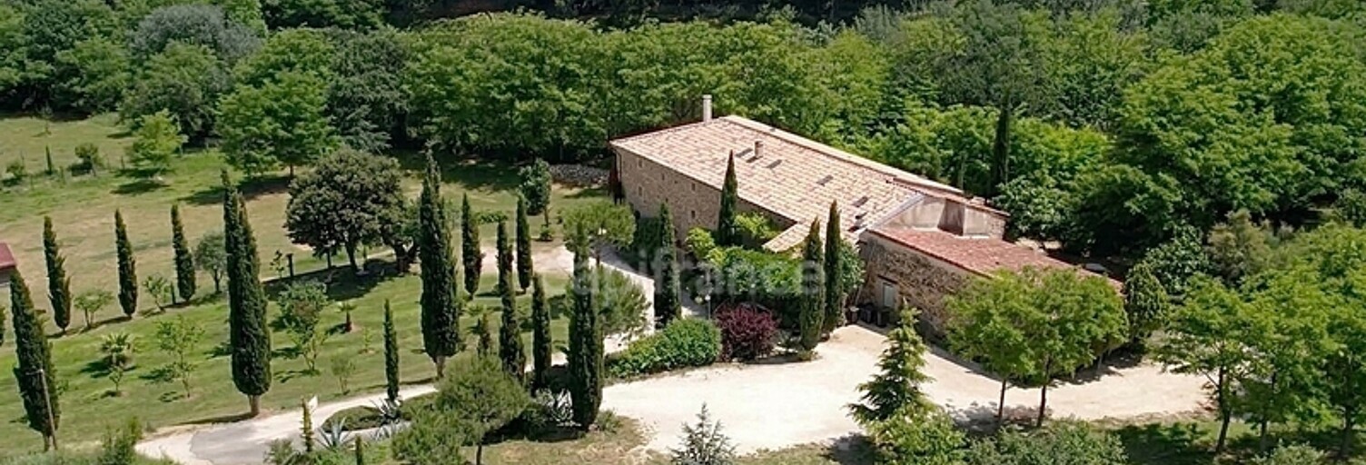 Maison 27 Pièces 440 m² à vendre à Uzès (30700)