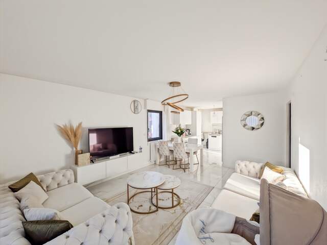 Dpt Haute Savoie (74), à vendre THONON-LES-BAINS - Lumineux T3 de 63m² avec double balcon – Secteur très recherché — photo du bien