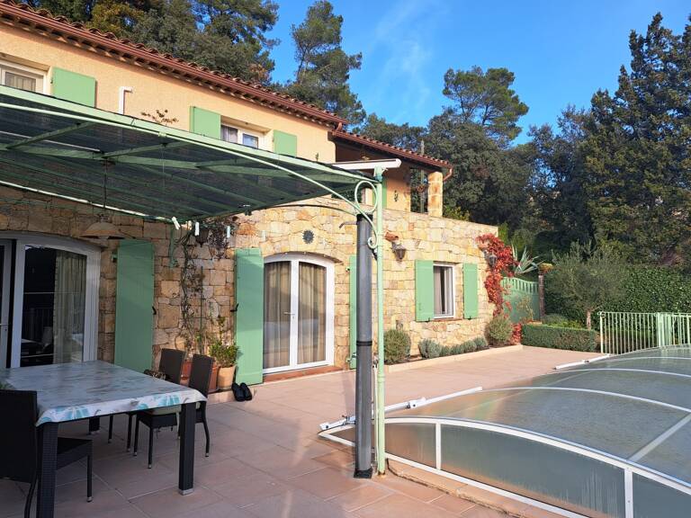 VAR (83) VINS SUR CARAMY, Magnifique Villa de charme de 163m² + studio 20m²et dépendances/1939m²avec piscine — photo 1