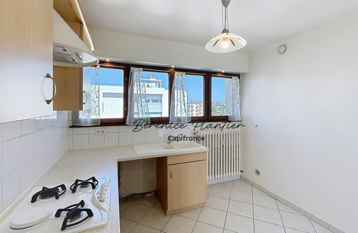 ANNEMASSE – Au calme -Grand T3 lumineux de 79,53 m² avec balcon, cave et garage en option — photo 3