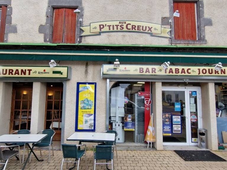 Bar-restaurant à vendre à VARENNES SUR MORGE (63) aux portes de RIOM ! — photo 1