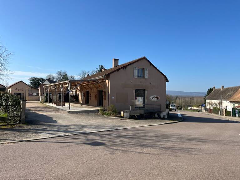 Local commercial à louer à ORMES (71) — photo 1