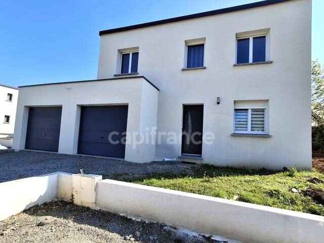 Maison à vendre de 2023. 5 pièces PLEUVEN (29) avec 4 chs Terrain 474 m2 — photo du bien