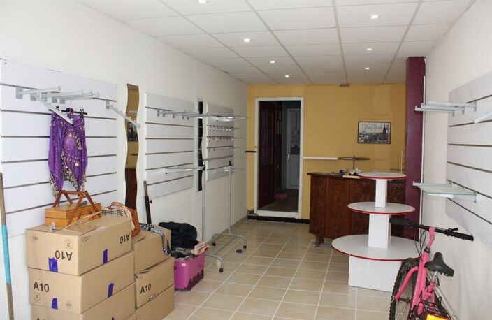Immeuble à vendre TOURNUS (71) Appt T4-83m2 (loué) + (Local commercial) à 119 000 € — photo 5
