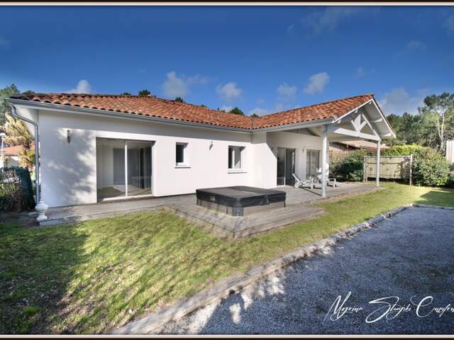 VILLA D'ARCHITECTE DE PLAIN PIED à vendre 6 pièces  (40) DE 135 M² ENTRE FORET ET OCEAN — photo du bien
