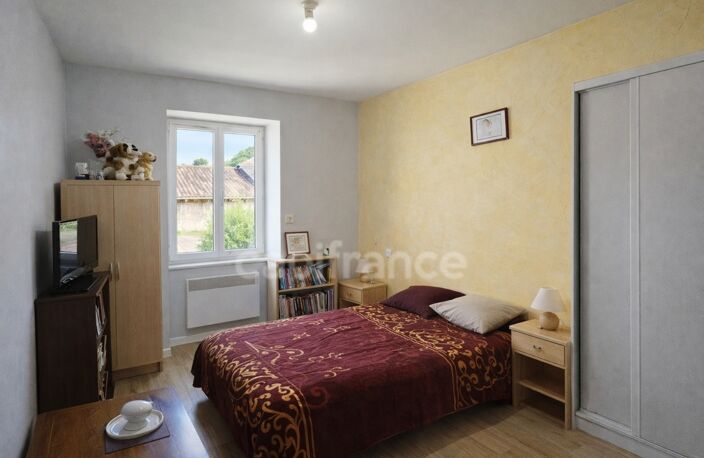 Appartement 2 chambres avec extérieur privatif et dépendance - à vendre MOUCHARD (39330) — photo 2