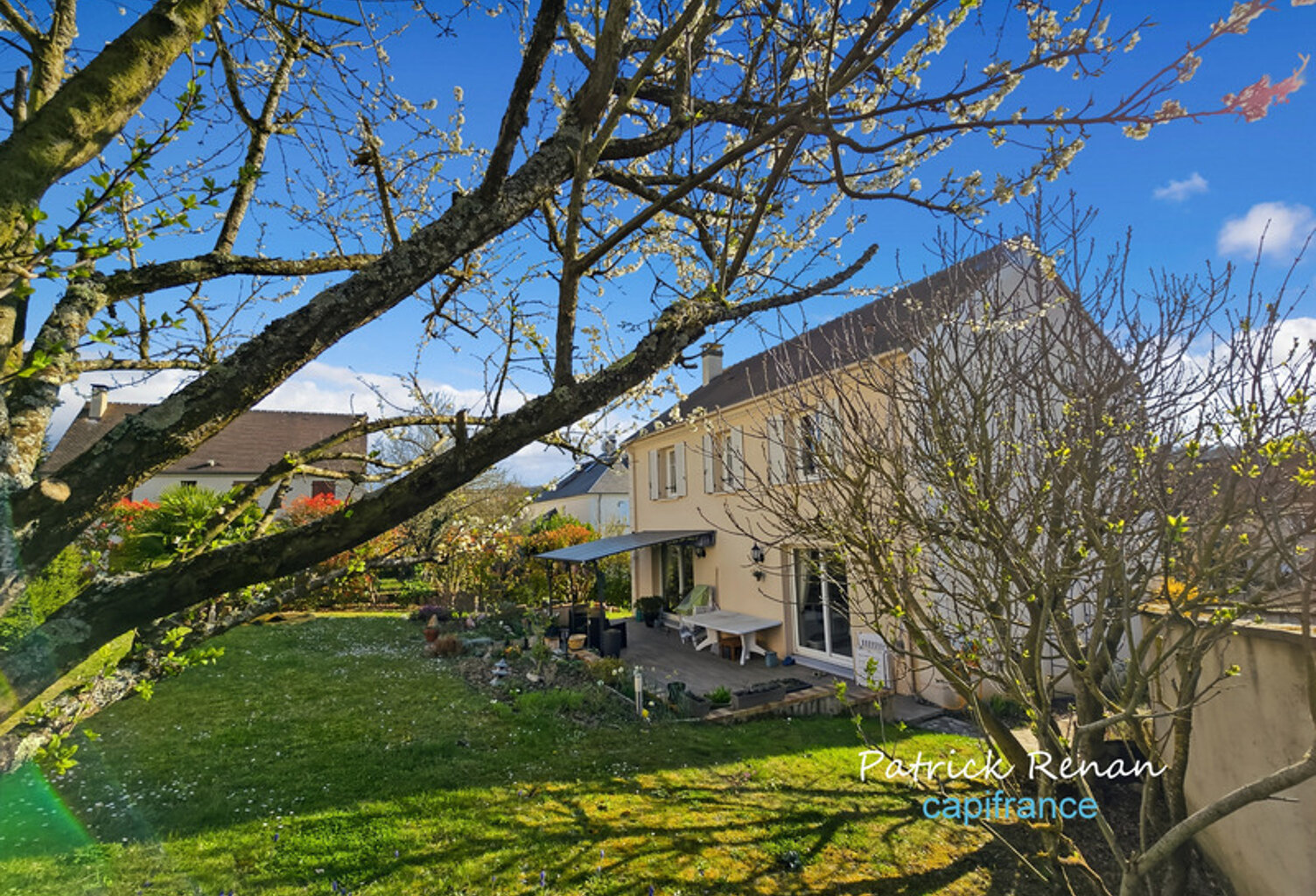Maison à vendre 7 pièces P7 FONTENAY LE FLEURY (78) — photo 1
