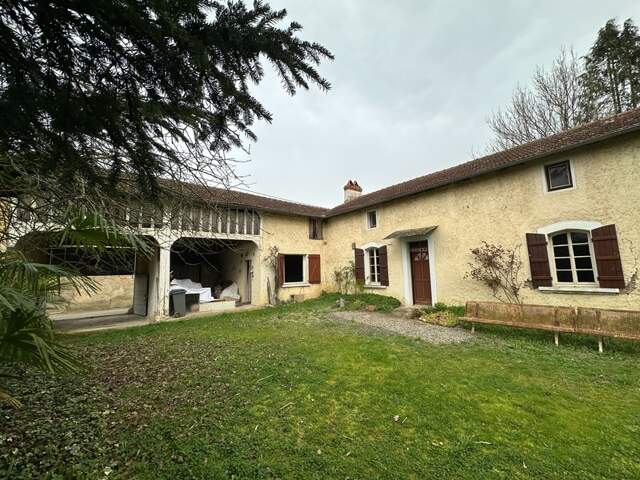 Fermette de plain pied à rénover — photo du bien