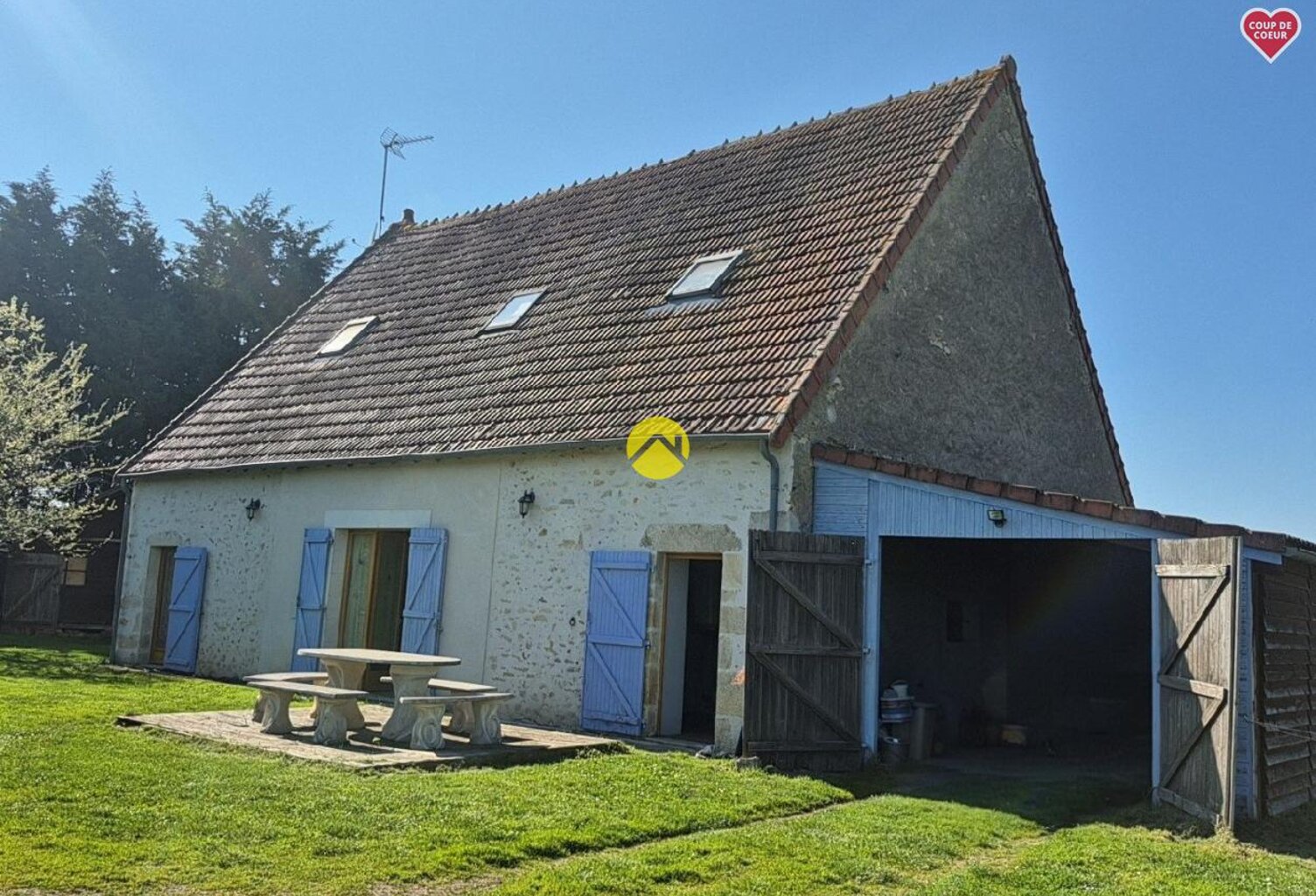  MAISON 200M² AVEC GRAND TERRAIN  — photo 1