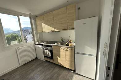 Appartement 5 pièces 420 €