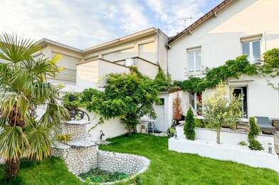 Maison 5 pièces 740 €