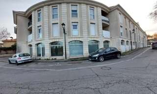 Commerce  253 m² à louer à Nîmes (30000)