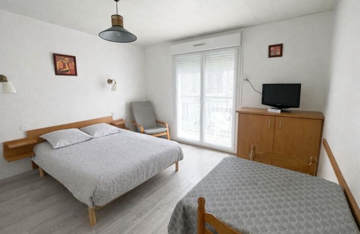   DAX – Centre-ville | Studio meublé avec balcon – Résidence sécurisée — photo 3