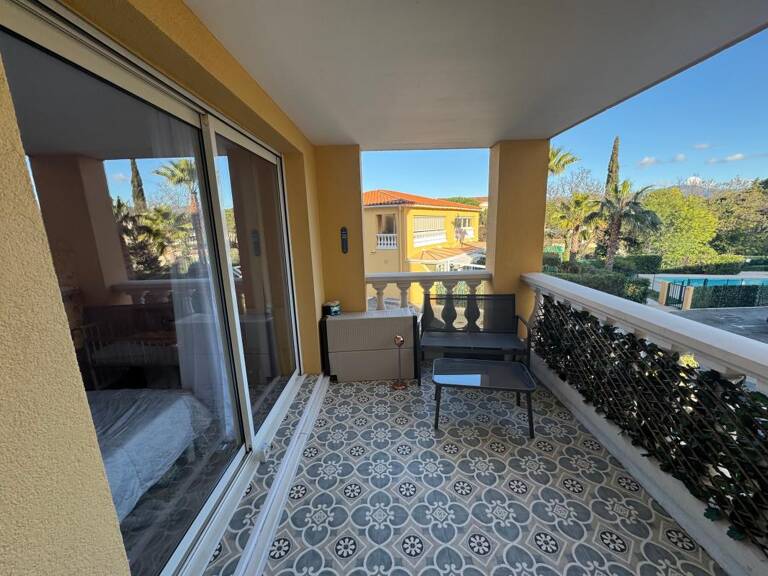 Appartement À Vendre — photo 1
