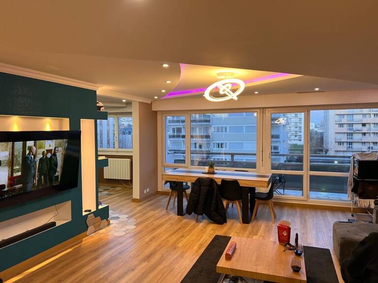 Appartement À Vendre — photo 1