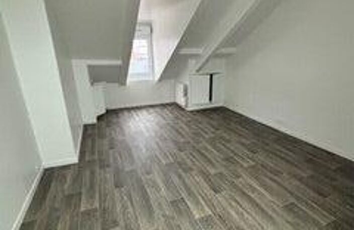 Appartement À Louer — photo 2