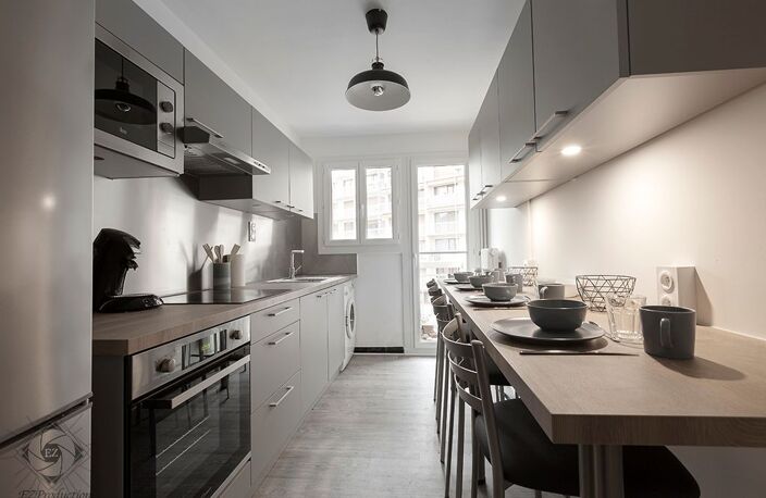 CHAMBÉRY - Chambre meublée en colocation 9.01m² + balcon avec communs — photo 4