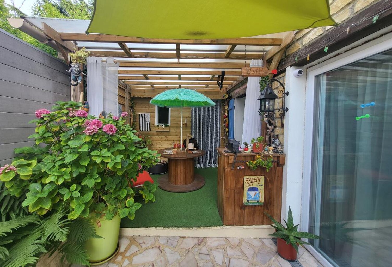 Appartement À Vendre — photo 1