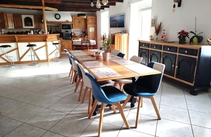 Belle maison en pierre rénovée — photo 3