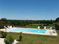 Ensemble périgourdin authentique avec deux gîtes, piscine et 5,3 hectares — photo 4