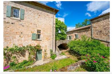 Maison 8 pièces 990000 €