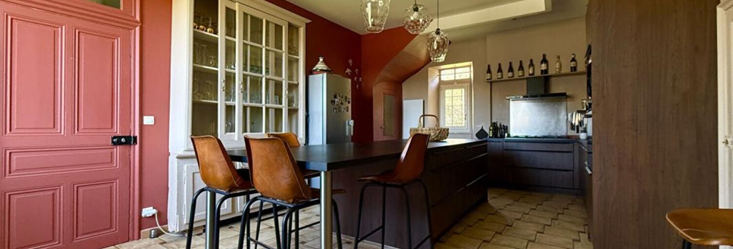 Maison 8 Pièces 369 m² à vendre à Chassiers (07110)